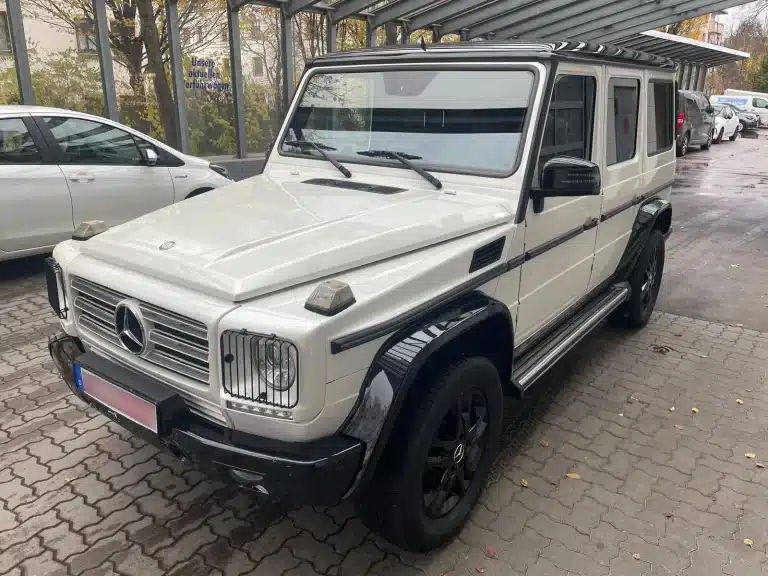 Mercedes G Klasse glänzt nach professioneller Autoaufbereitung in München